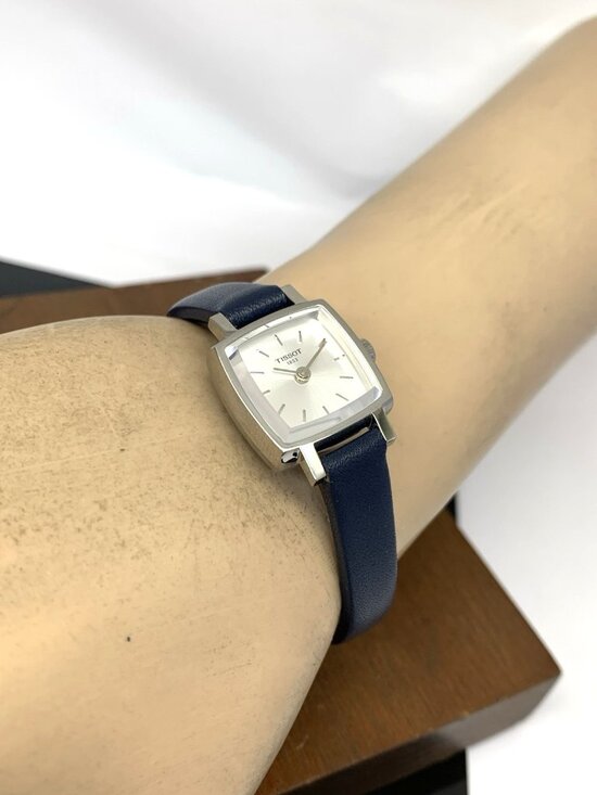 Tissot Women\'s Watch T0581091603100 Swiss Quartz Silver Blue Leather Petite 20mm main image 13